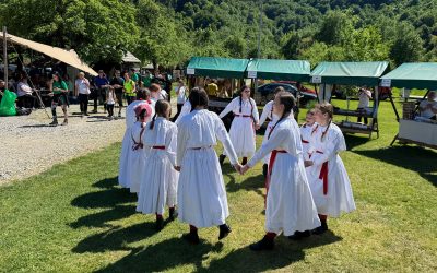 Nastop mladih folklornikov v Radencih